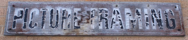 sign-picture-framing